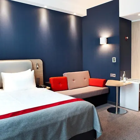 Express - 3*