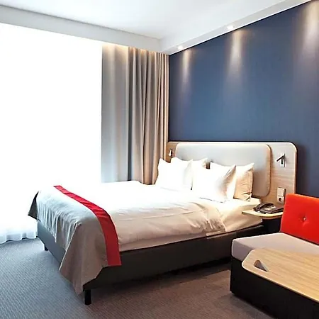 Express - Hotel 3*